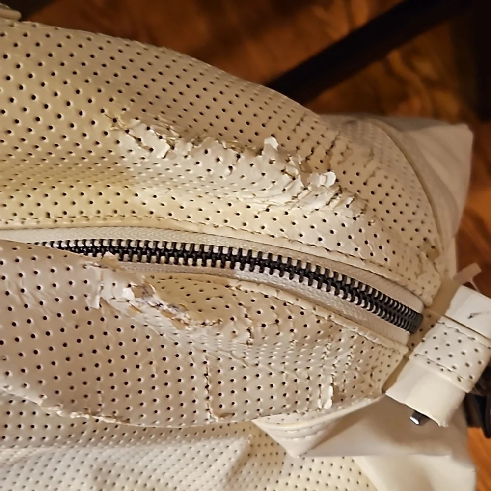 Lululemon bag - Picture 3 of 10